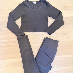 ALL IN MOTION BLACK RIBBED LEGGING TOP SET LARGE